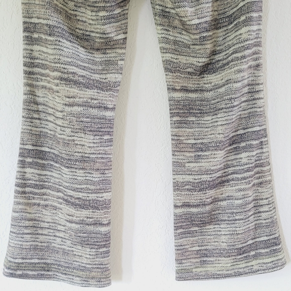 THEOPEN PRODUCT Printed Fitted Mid Length Pants In Khaki 4. - Picture 8 of 9